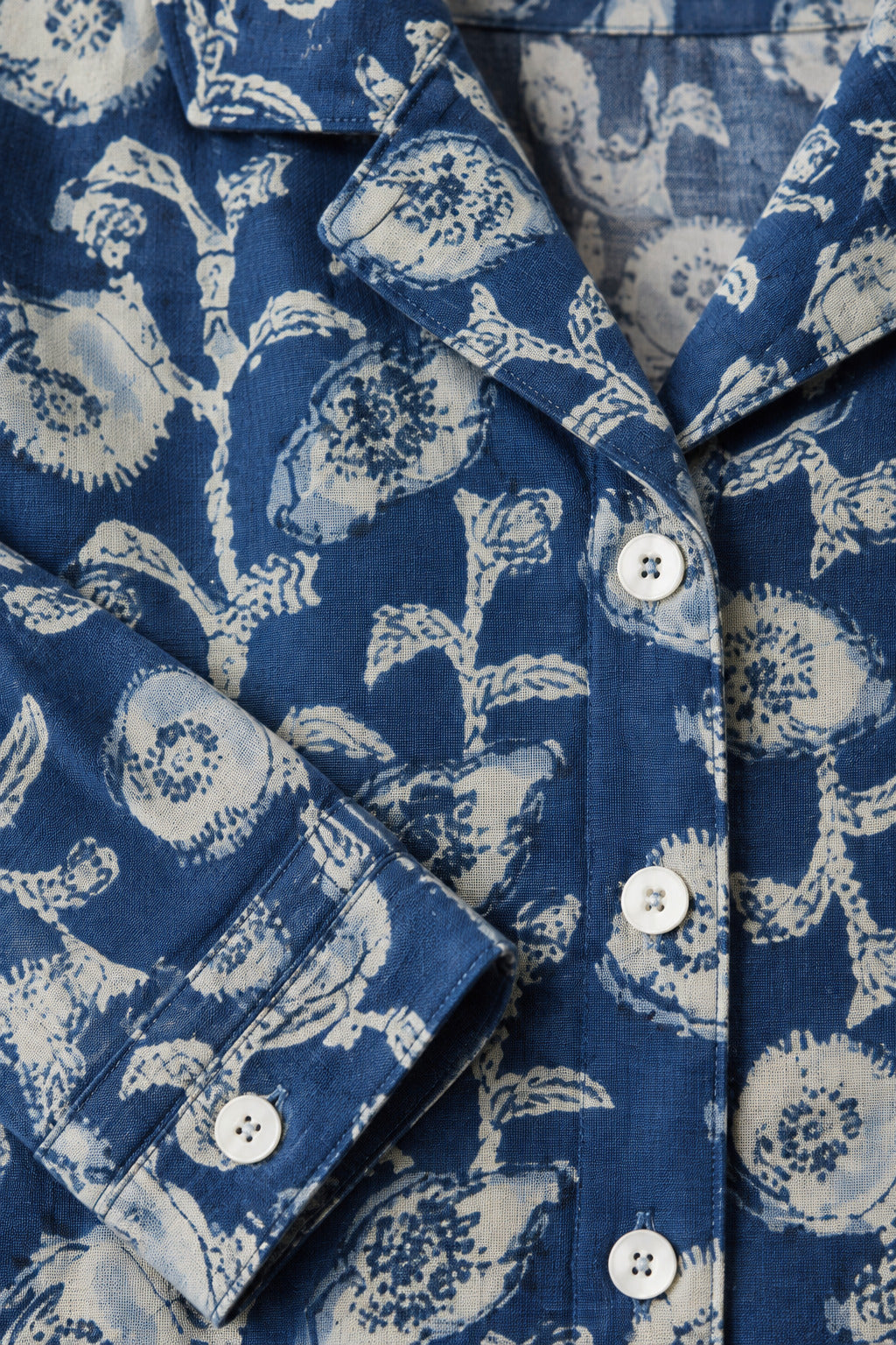 Porsorte Women Blue Floral Printed Cotton Shirt