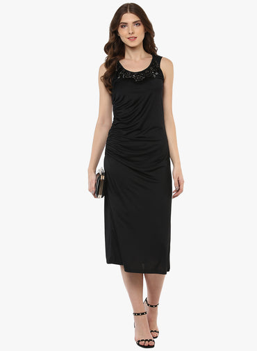 Women Solid Black Sleeveless Lace Detail Midi Dess