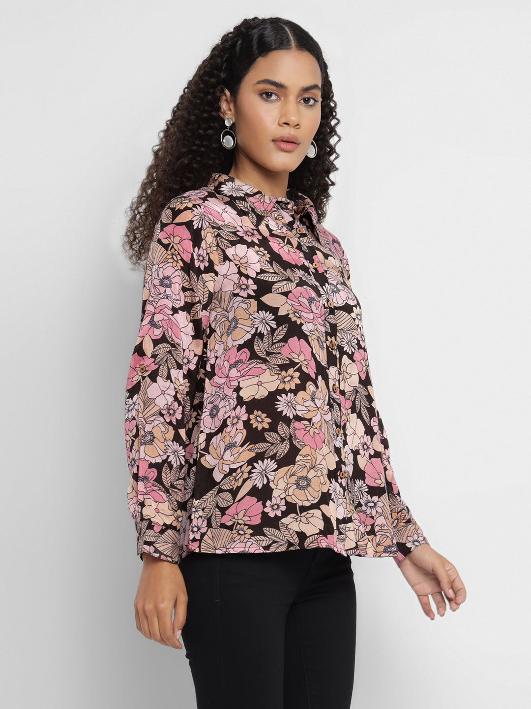 Porsorte Women’s Pink  Floral Printed Shantoon Full Sleeves, Button-Down Shirt