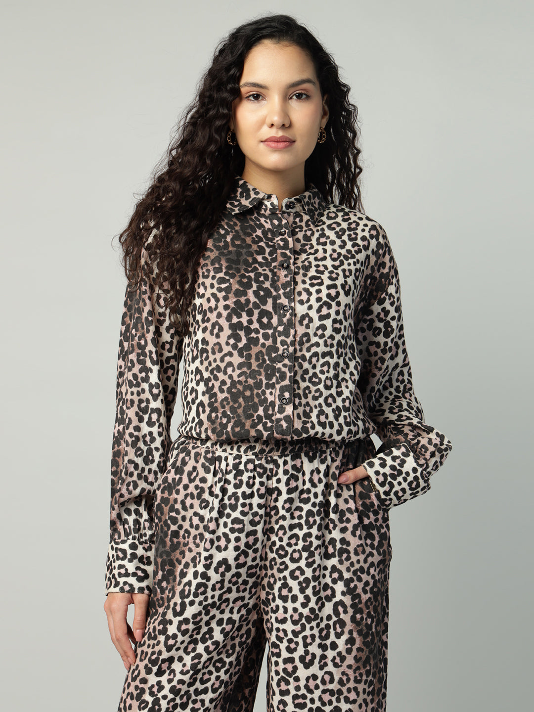 Porsorte Womens Cotton Double Gauze Cheetah Print Button Down Shirt