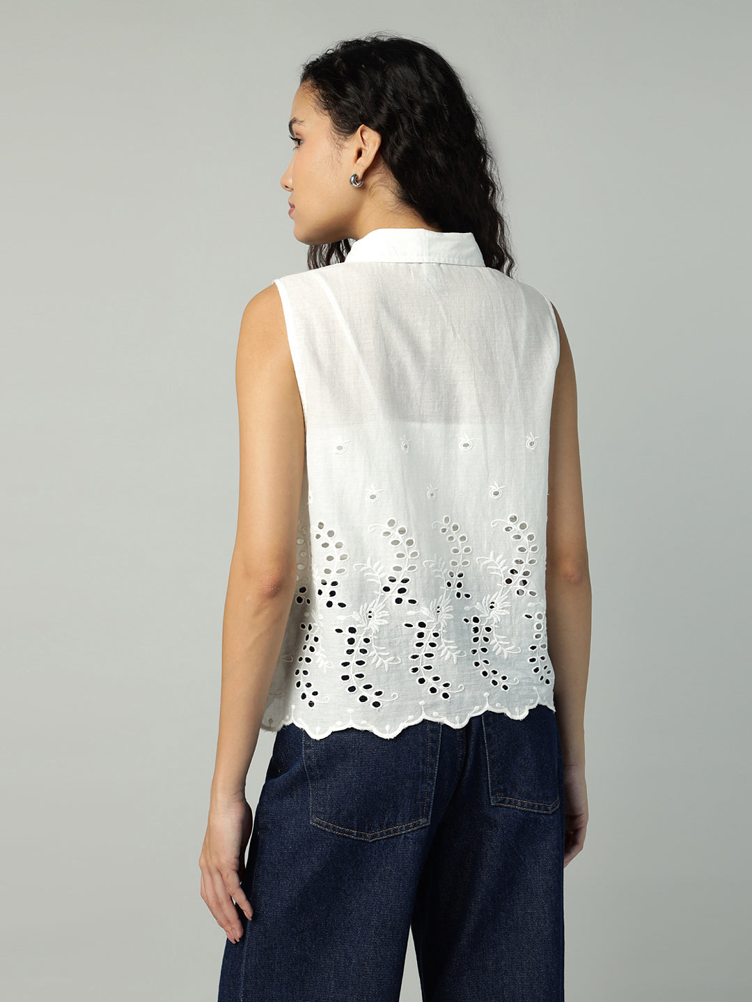 Porsorte Womens Cotton White Solid Sciffli Button Down Sleeveless Shirt