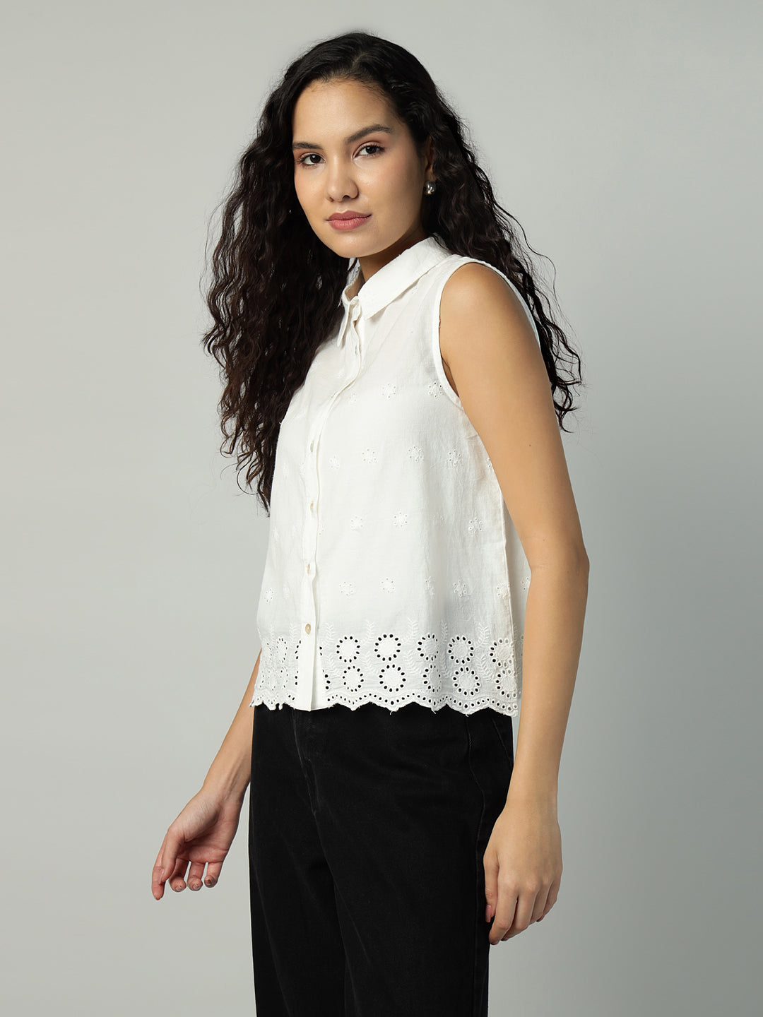 Porsorte Womens Cotton White Solid Sciffli Button Down Sleeveless Shirt