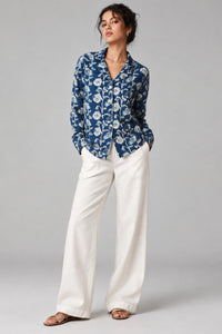 Porsorte Women Blue Floral Printed Cotton Shirt