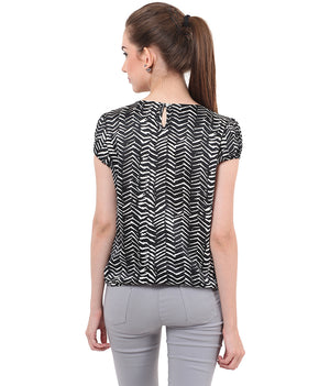 PORSORTE Pleated top in zig-zag print - www.porsorte.in