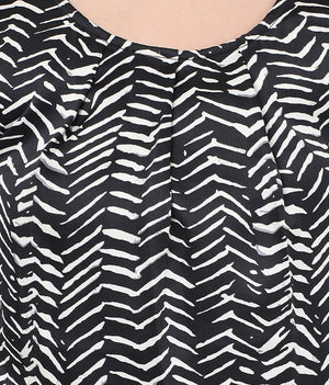 PORSORTE Pleated top in zig-zag print - www.porsorte.in